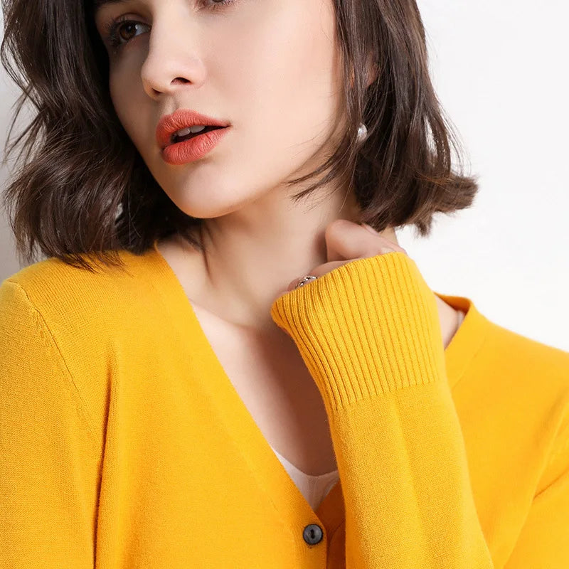 Cardigans Women 2025 Spring Autumn Knitwears Korean Fashion Cardigan Short Style Tops V-neck Knitted Outerwears Solid Sweaters