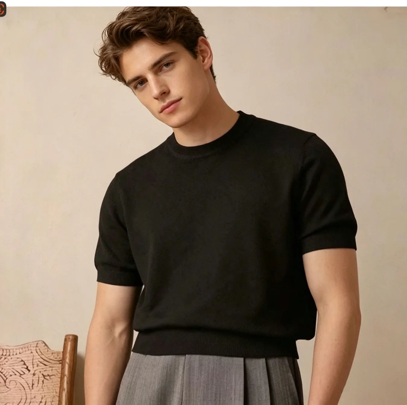 Men's short-sleeved shirts are suitable for the office, client visits, business meetings, city walks, dates, coffee shops, exhib